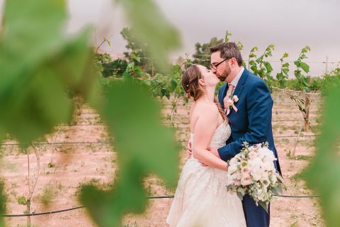 Joe & Laura | Two Rivers Winery Wedding | Amanda Matilda Photography